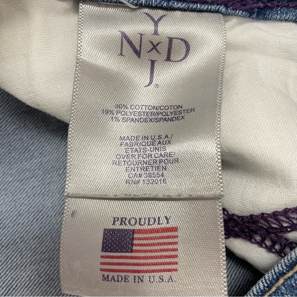NYDJ Denim Jeans Women's Crop Lift Tuck Technology Medium Wash Size 8 - Picture 12 of 13